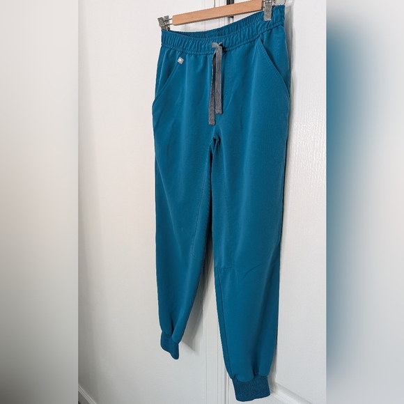 Figs Women's Teal Drawstring Jogger Sweatpants - Picture 2 of 9